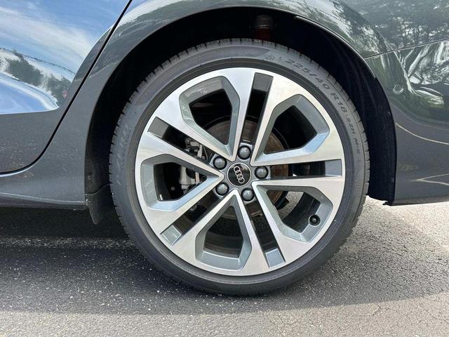 Photo of 2025 Manhattan Gray Metallic Audi A3
