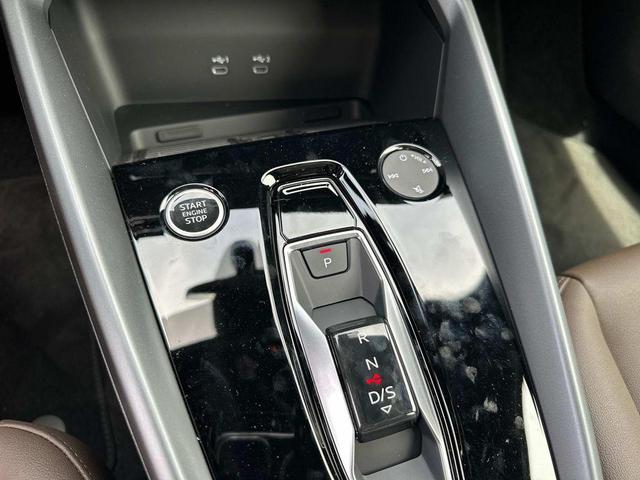 Photo of 2025 Manhattan Gray Metallic Audi A3