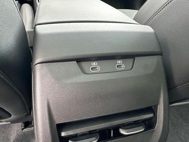 Photo of 2025 Glacier White Metallic Audi A5