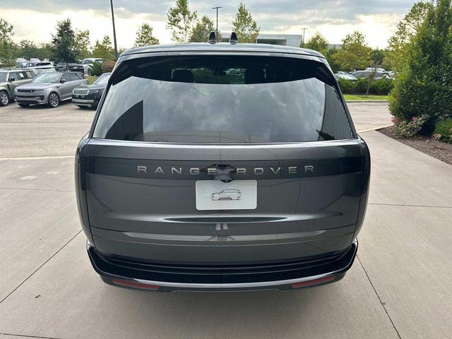 Photo of 2025 Gray Land Rover Range Rover