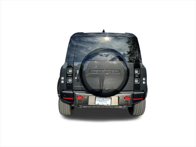 Photo of 2025 Carpathian Grey Premium Metallic Land Rover Defender