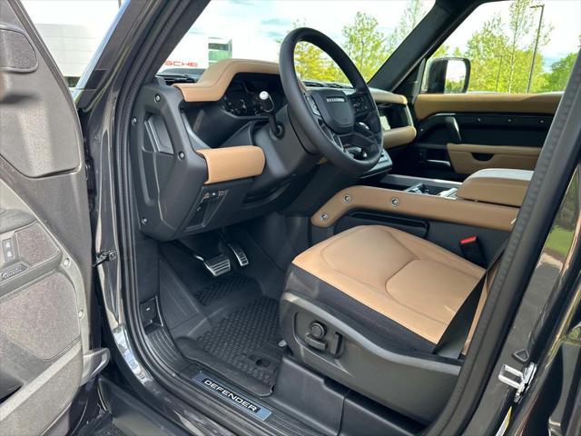 Photo of 2025 Carpathian Grey Premium Metallic Land Rover Defender