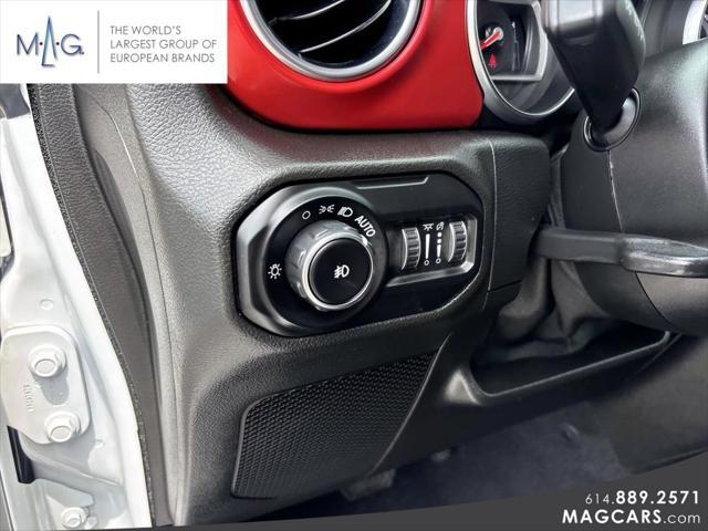 Photo of 2021 Bright White Clearcoat Jeep Wrangler Unlimited