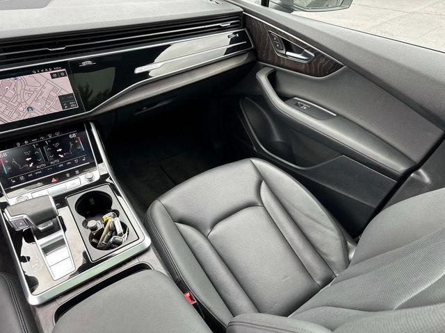Photo of 2021 Samurai Gray Metallic Audi Q7