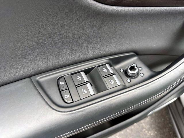Photo of 2021 Samurai Gray Metallic Audi Q7