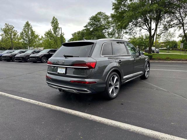 Photo of 2021 Samurai Gray Metallic Audi Q7