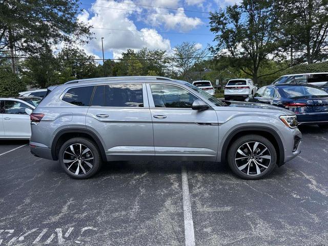 Photo of 2026 Silver Mist Volkswagen Atlas