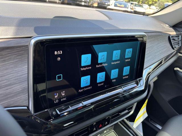 Photo of 2026 Silver Mist Volkswagen Atlas