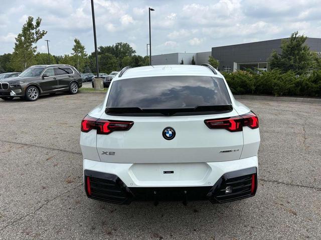 Photo of 2025 Alpine White BMW X2