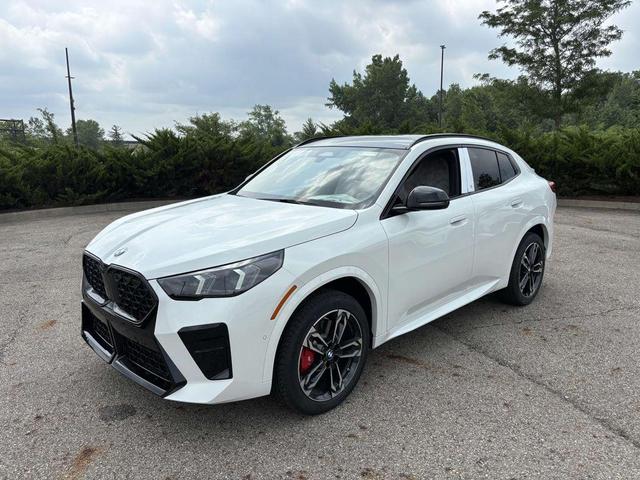 Photo of 2025 Alpine White BMW X2
