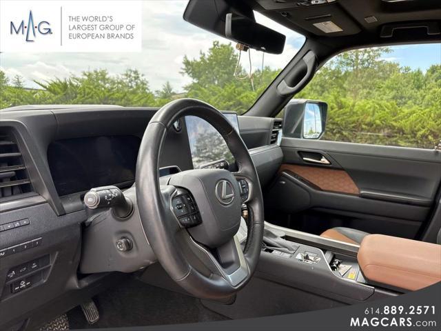 Photo of 2024 Nightfall Mica Lexus GX 550