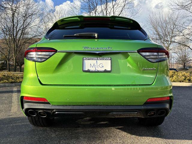 Photo of 2023 Urban Green Maserati Levante