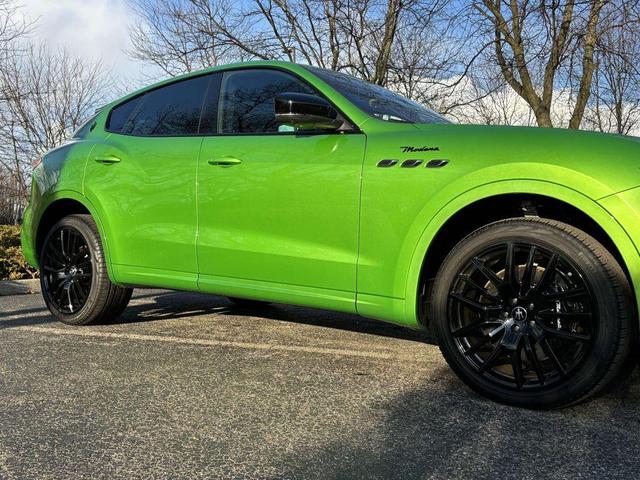 Photo of 2023 Urban Green Maserati Levante