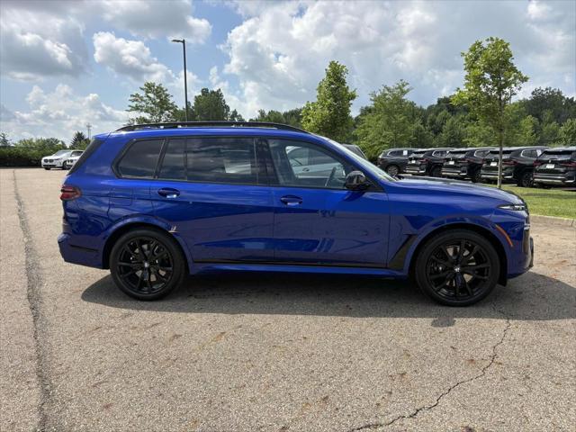 Photo of 2026 Marina Bay Blue Metallic BMW X7