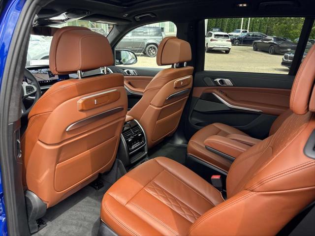 Photo of 2026 Marina Bay Blue Metallic BMW X7