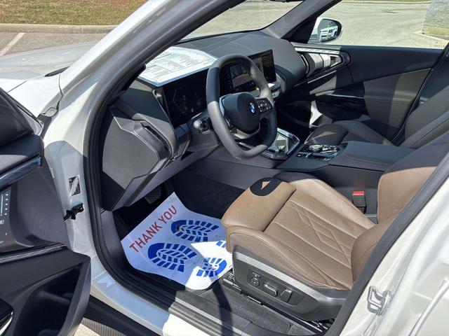 Photo of 2026 Mineral White Metallic BMW X3