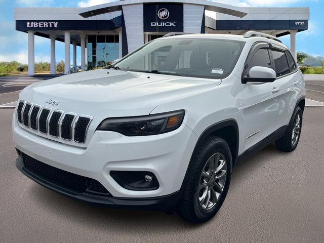 Photo of 2019 Bright White Clearcoat Jeep Cherokee