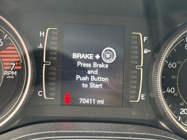 Photo of 2019 Bright White Clearcoat Jeep Cherokee