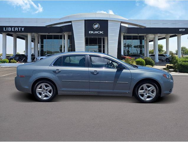 Photo of 2009 Golden Pewter Metallic Chevrolet Malibu