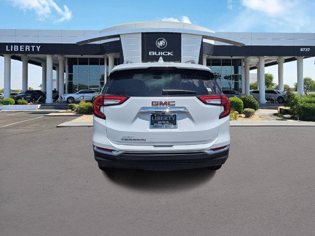Photo of 2024 Summit White GMC Terrain