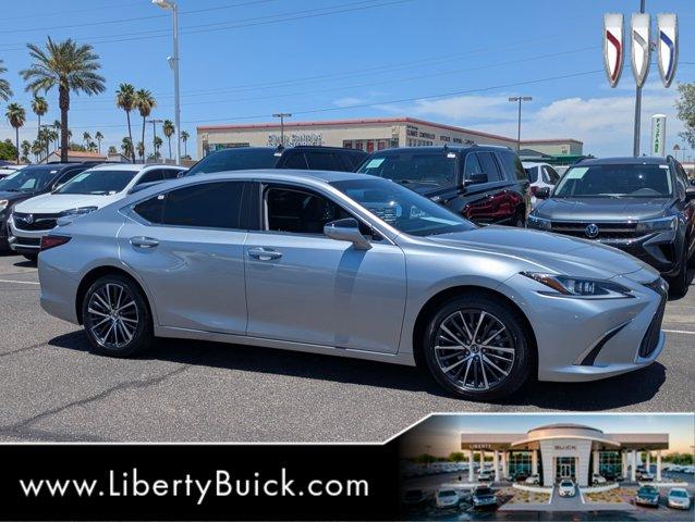 2023 Lexus Es 300h