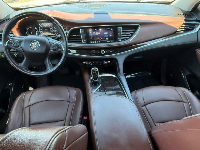 Photo of 2021 White Frost Tricoat Buick Enclave