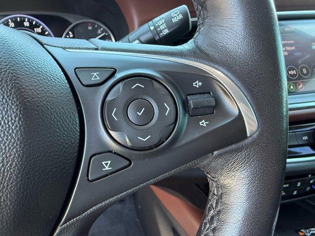 Photo of 2021 White Frost Tricoat Buick Enclave