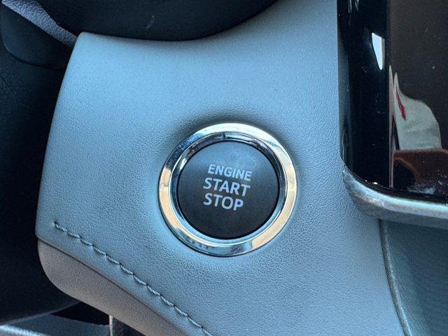 Photo of 2023 Gray Toyota Highlander