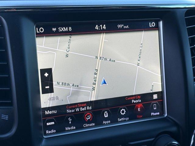 Photo of 2018 Diamond Black Crystal Pearlcoat Jeep Grand Cherokee