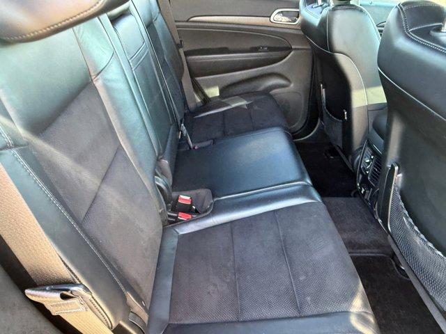 Photo of 2018 Diamond Black Crystal Pearlcoat Jeep Grand Cherokee