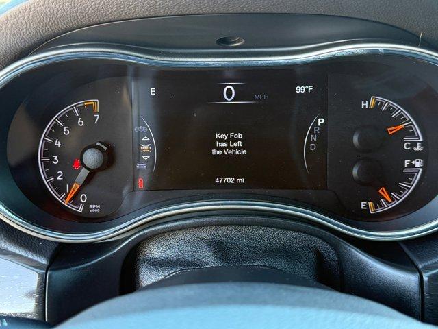 Photo of 2018 Diamond Black Crystal Pearlcoat Jeep Grand Cherokee