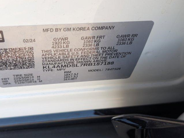 Photo of 2024 Summit White Buick Encore GX