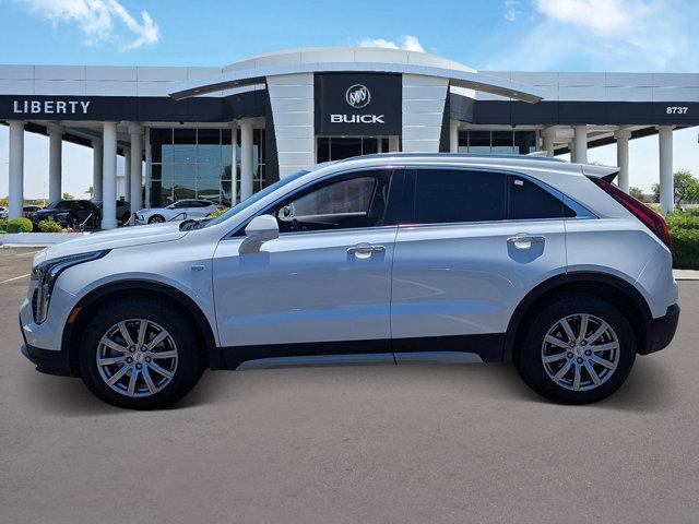 Photo of 2019 Crystal White Tricoat Cadillac XT4
