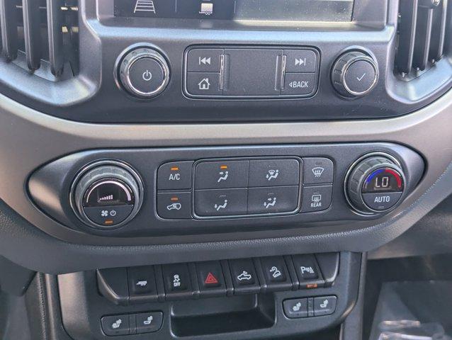 Photo of 2019 Summit White Chevrolet Colorado