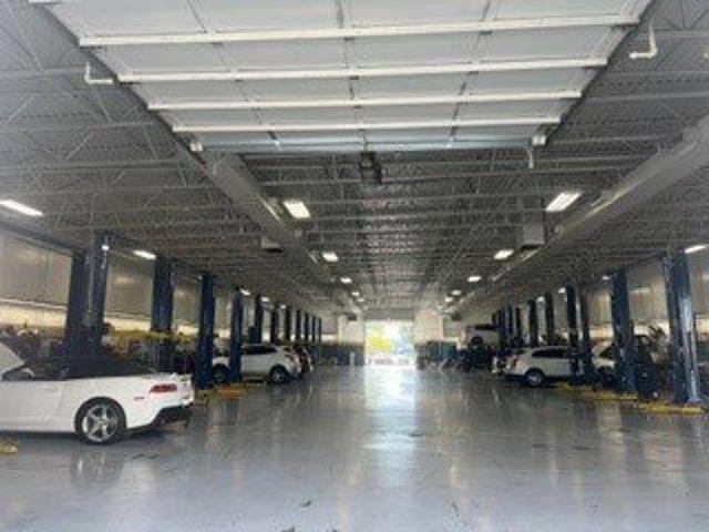 Photo of 2019 Summit White Chevrolet Colorado