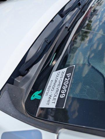 Photo of 2019 Summit White Chevrolet Colorado