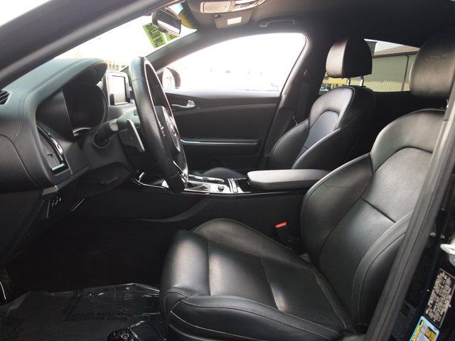 Photo of 2020 Aurora Black Kia Stinger