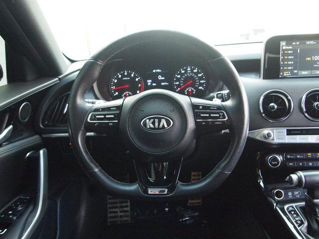 Photo of 2020 Aurora Black Kia Stinger