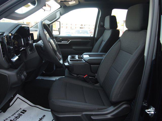 Photo of 2025 Black Chevrolet Silverado 2500