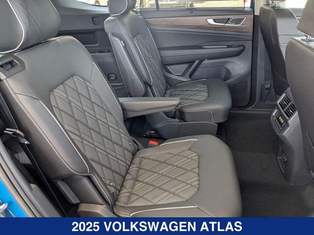 Photo of 2025 Mountain Lake Blue Metallic Volkswagen Atlas