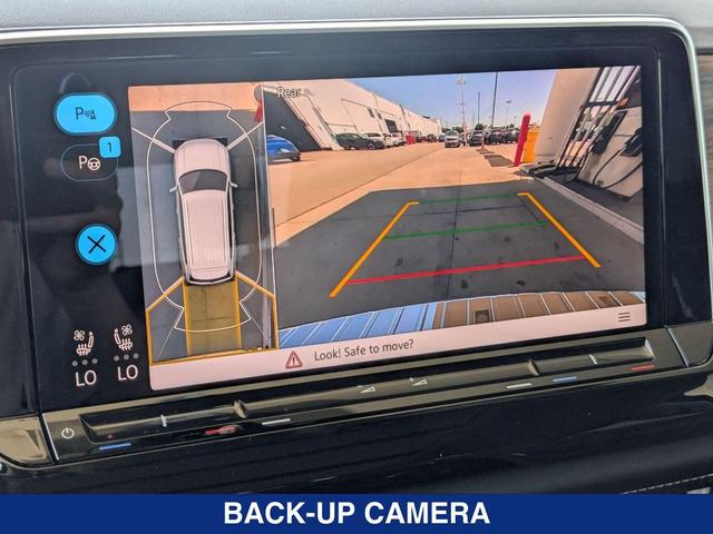 Photo of 2025 Mountain Lake Blue Metallic Volkswagen Atlas