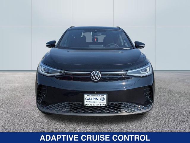 Photo of 2025 deep black pearl Volkswagen ID.4