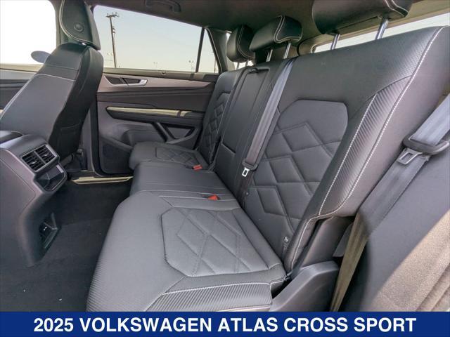 Photo of 2025 Avocado Green Pearl Volkswagen Atlas
