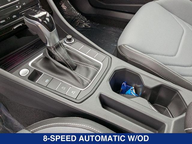 Photo of 2025 Pyrite Silver Metallic Volkswagen Jetta