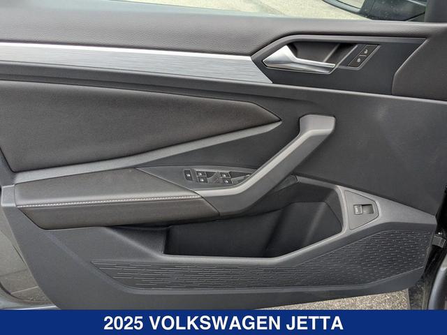 Photo of 2025 Platinum Gray Metallic Volkswagen Jetta