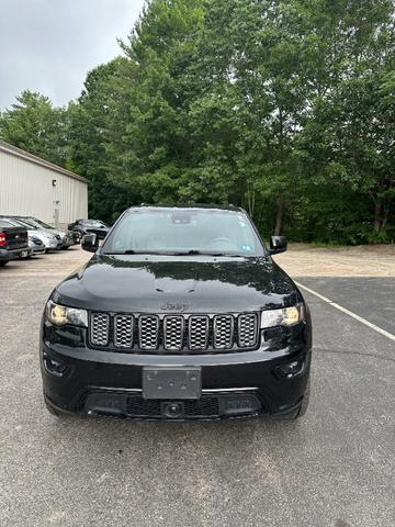 Photo of 2020 Black Jeep Grand Cherokee