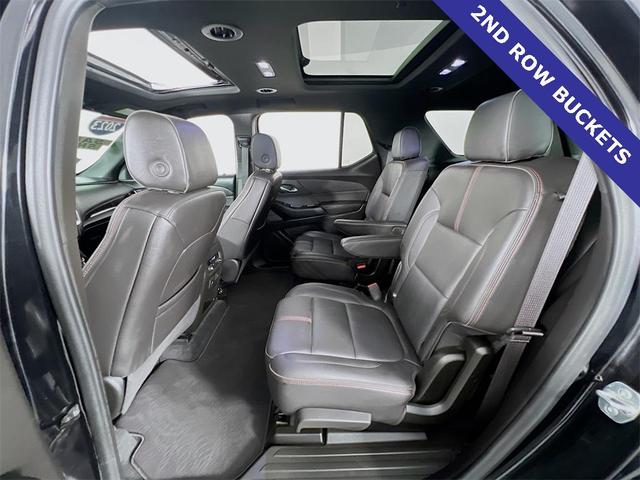 Photo of 2023 Mosaic Black Metallic Chevrolet Traverse