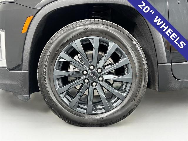 Photo of 2023 Mosaic Black Metallic Chevrolet Traverse