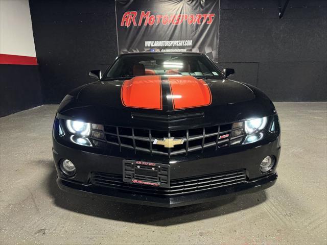Photo of 2010 Black Chevrolet Camaro