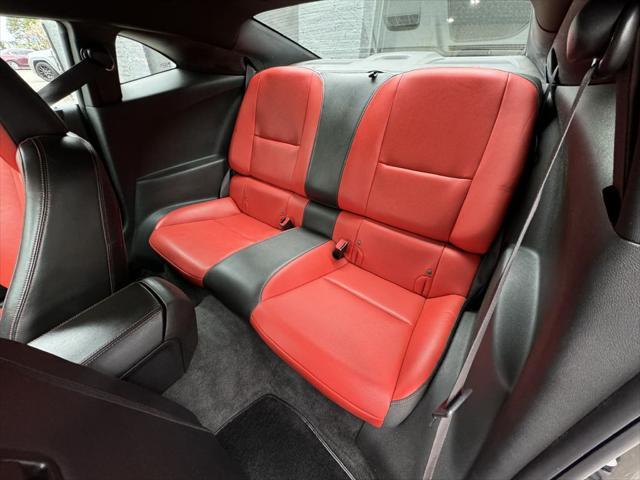 Photo of 2010 Black Chevrolet Camaro